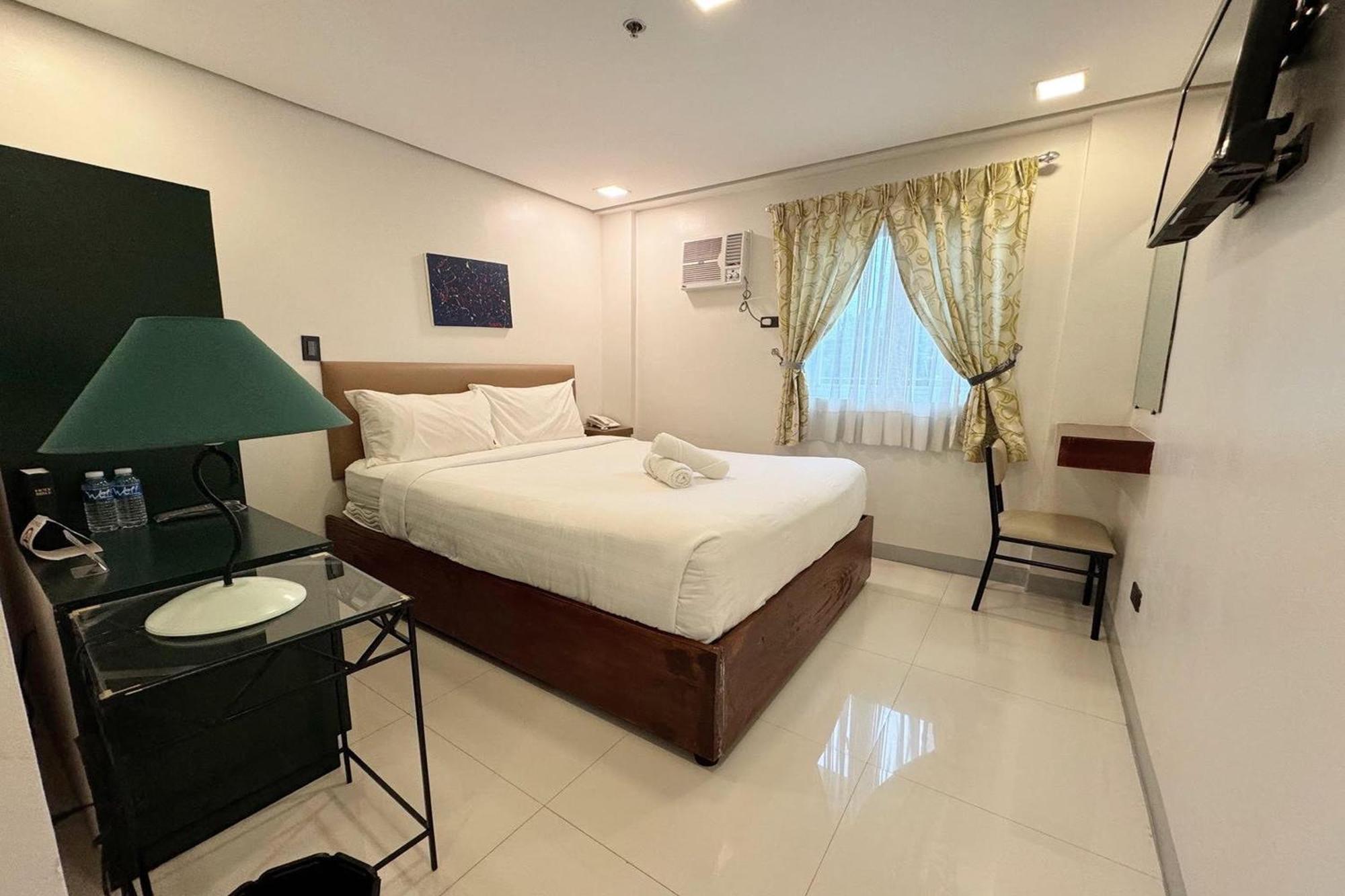 Belltower Csheli Suites Bantay - Vigan Exterior photo