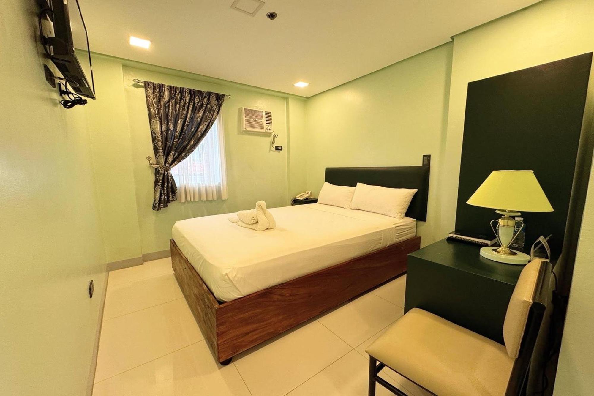 Belltower Csheli Suites Bantay - Vigan Exterior photo