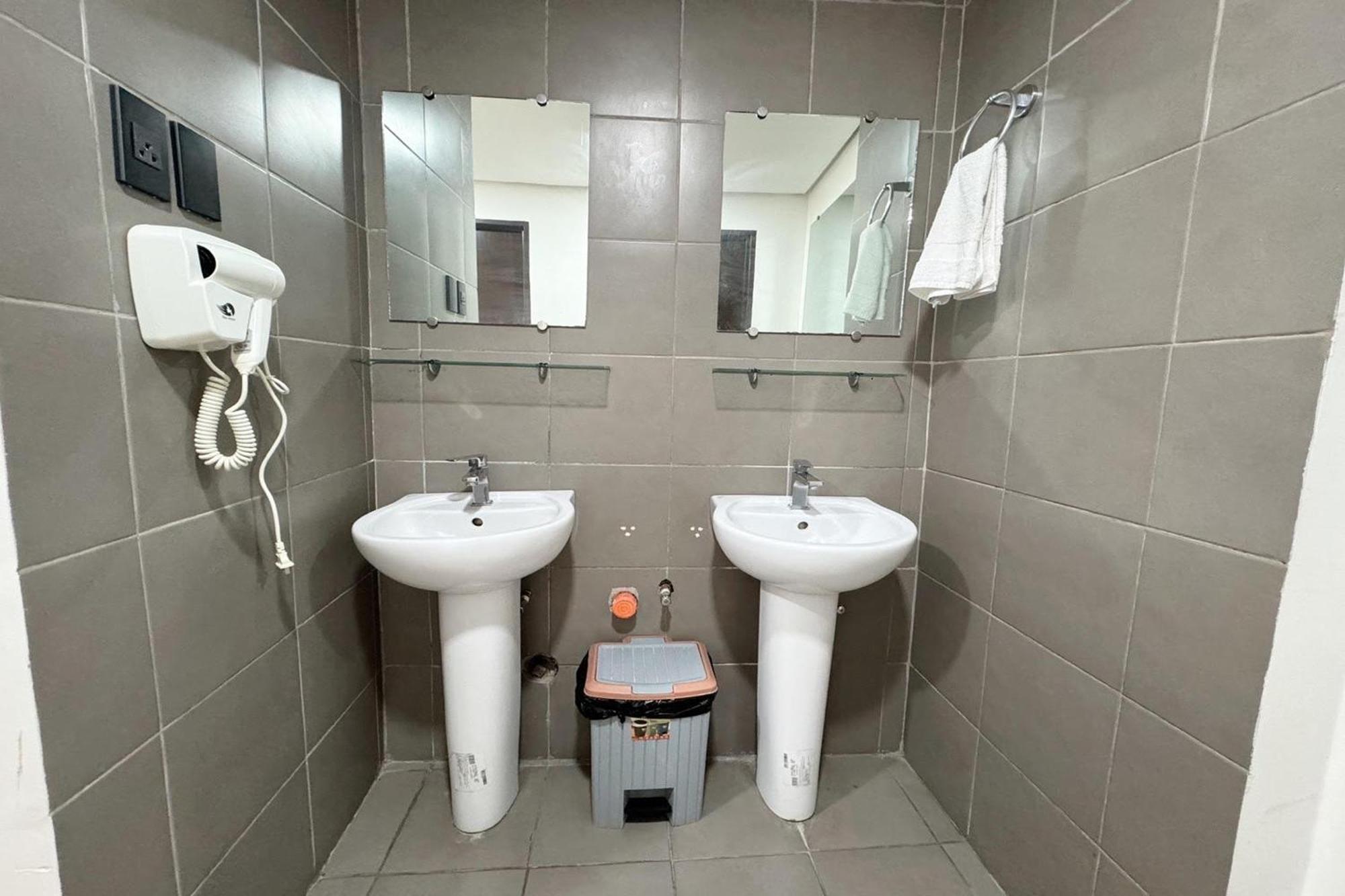 Belltower Csheli Suites Bantay - Vigan Exterior photo