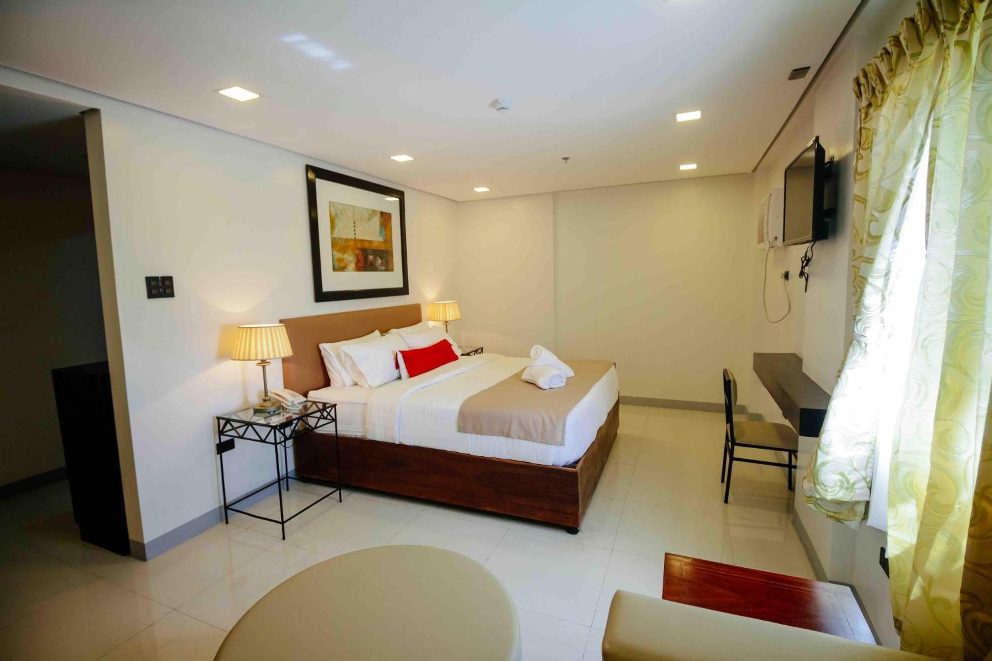 Belltower Csheli Suites Bantay - Vigan Exterior photo