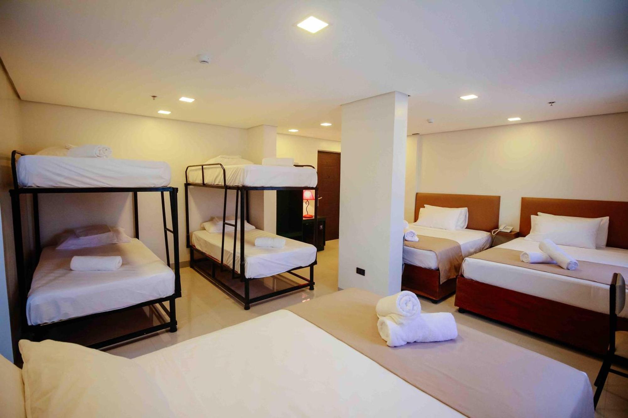 Belltower Csheli Suites Bantay - Vigan Exterior photo