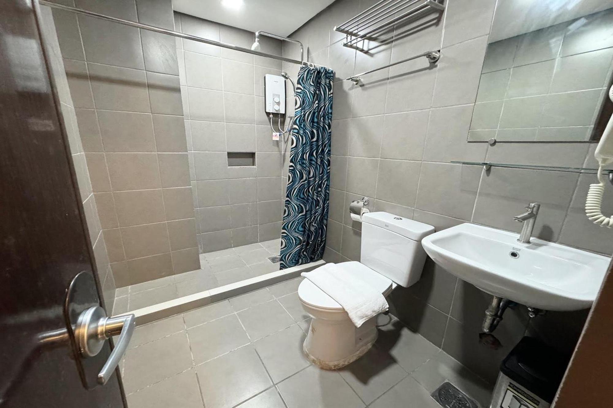 Belltower Csheli Suites Bantay - Vigan Exterior photo