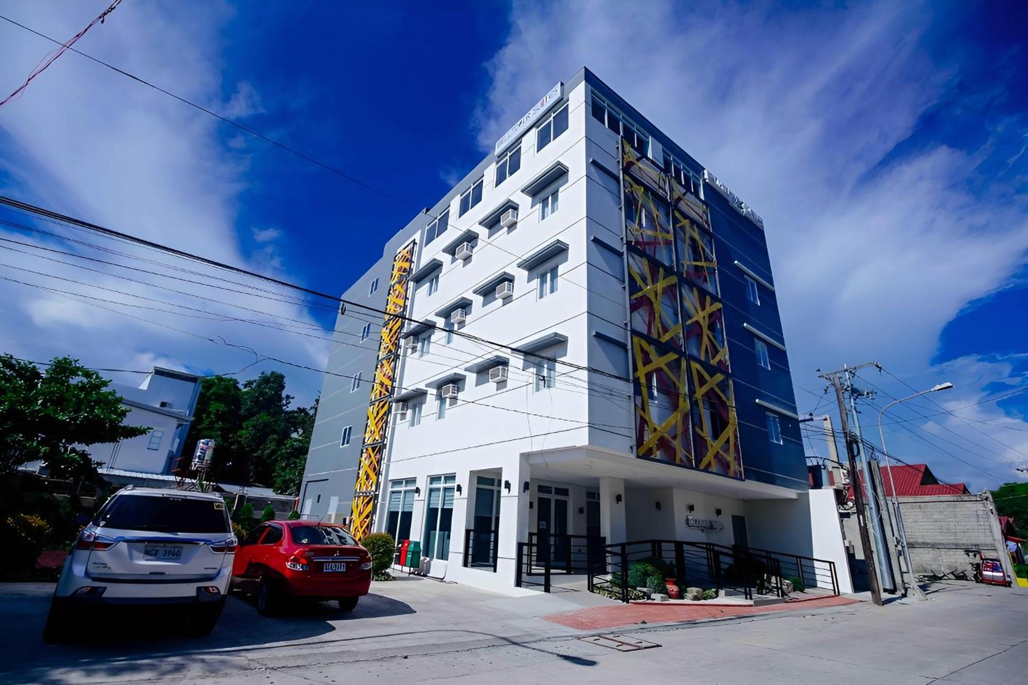 Belltower Csheli Suites Bantay - Vigan Exterior photo